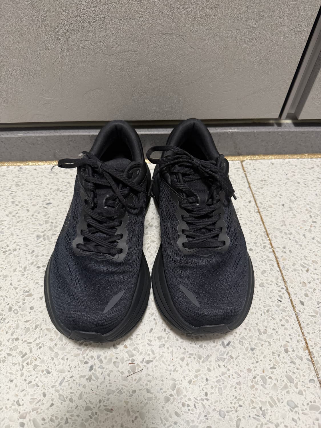 호카 본디8 블랙 와이드 260 상품이미지1