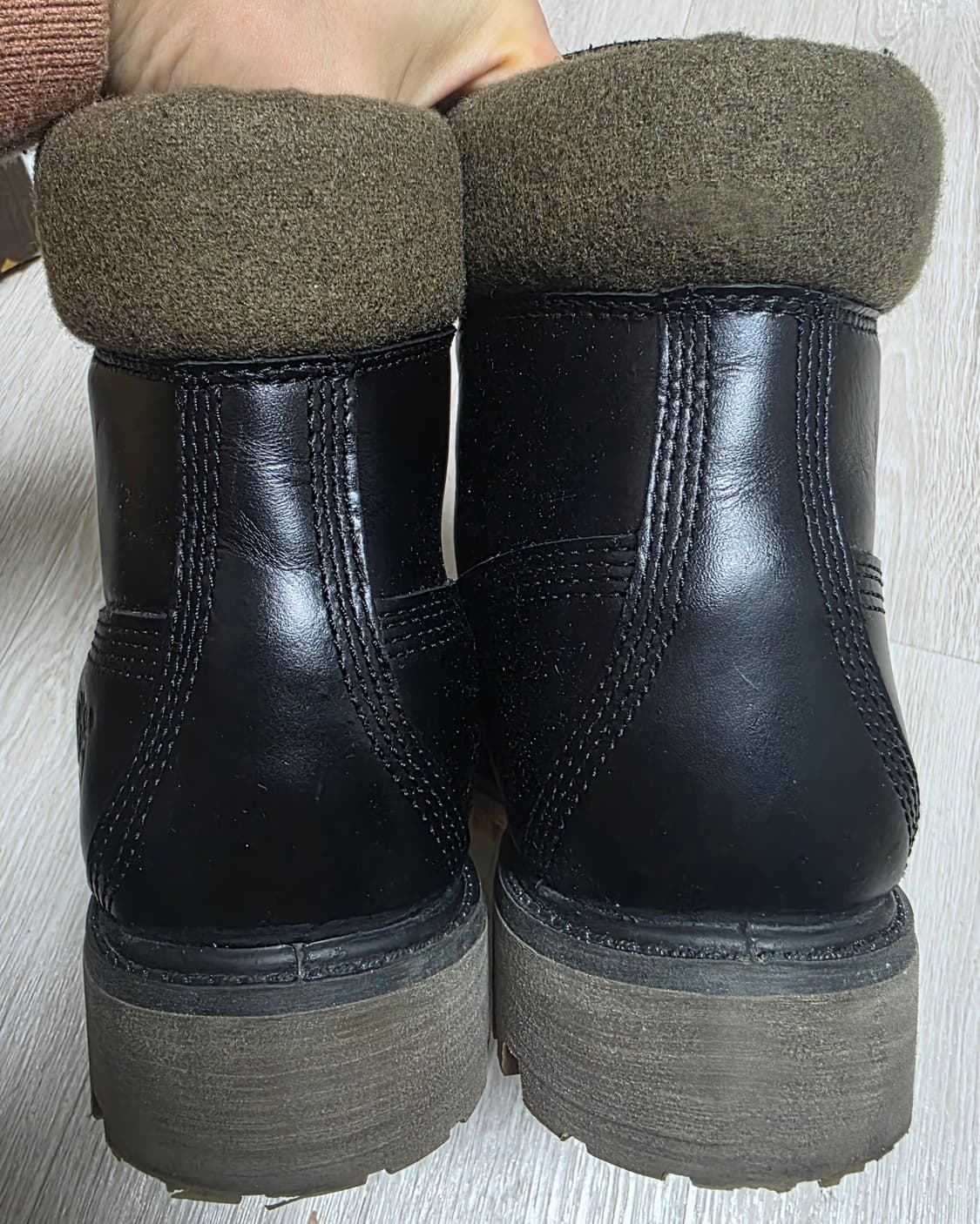 팀버랜드 6인치 프리미엄 블랙 레더부츠(255) 상품이미지8