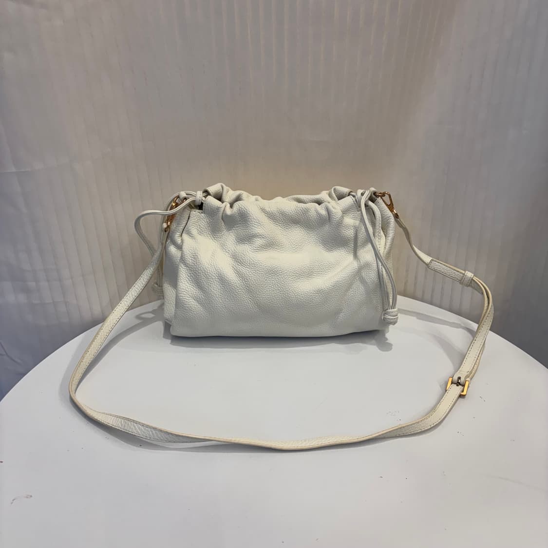 정품 쿠론 복조리 크로스백     상품이미지6