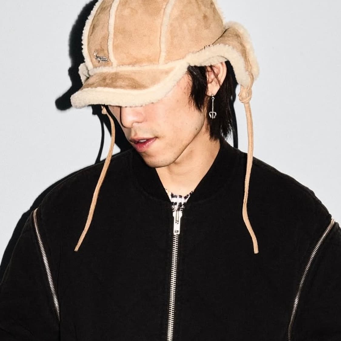 Supreme Shearling Lined Earflap Cap 상품이미지1