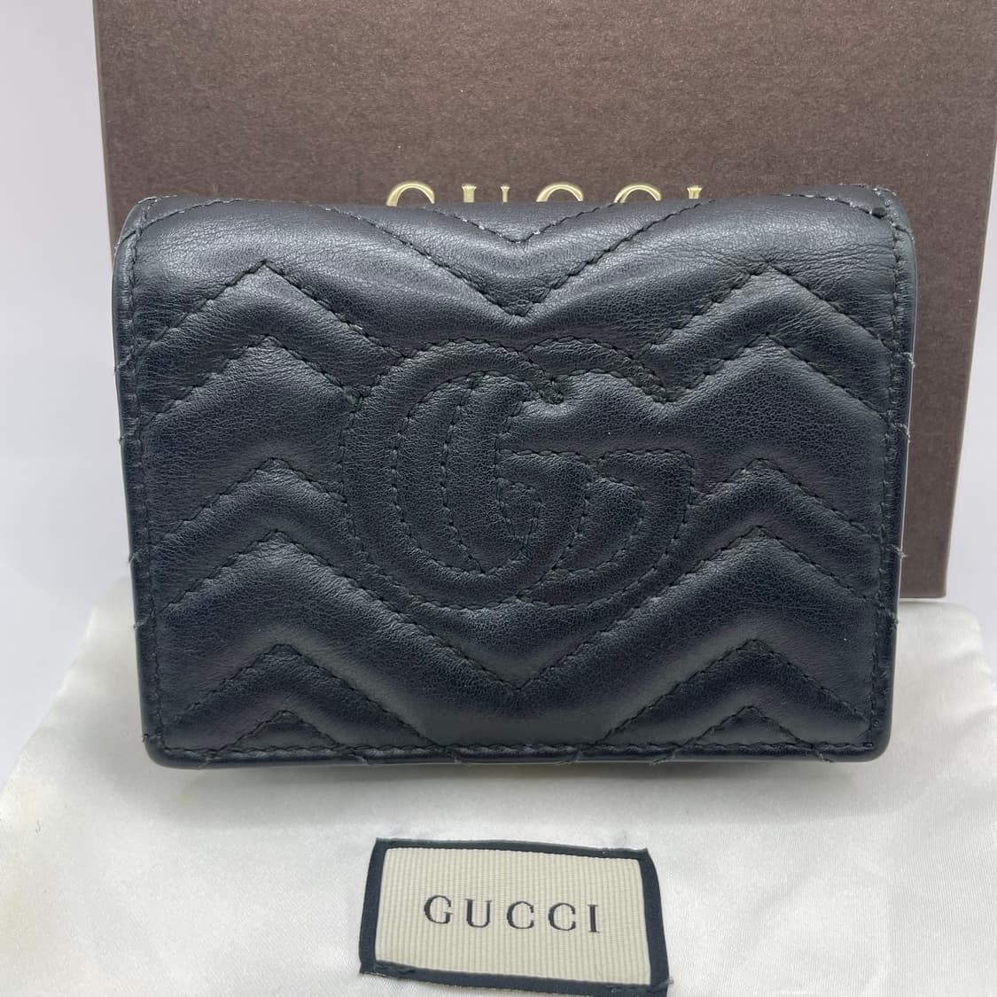 구찌 마몬트 마틀라세 레더 카드지갑 상품이미지5