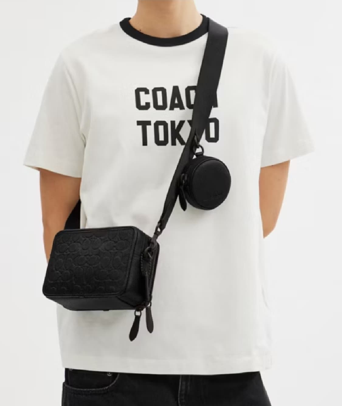 코치 COACH 차터 코로스바디 파우치 레더 백 상품이미지1