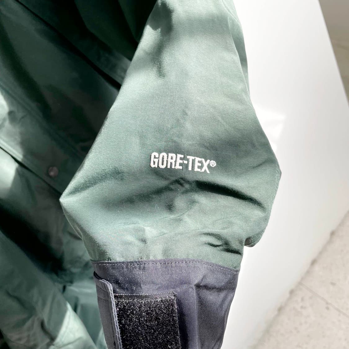 F1 노스페이스 고어텍스 자켓 110사이즈 상품이미지5