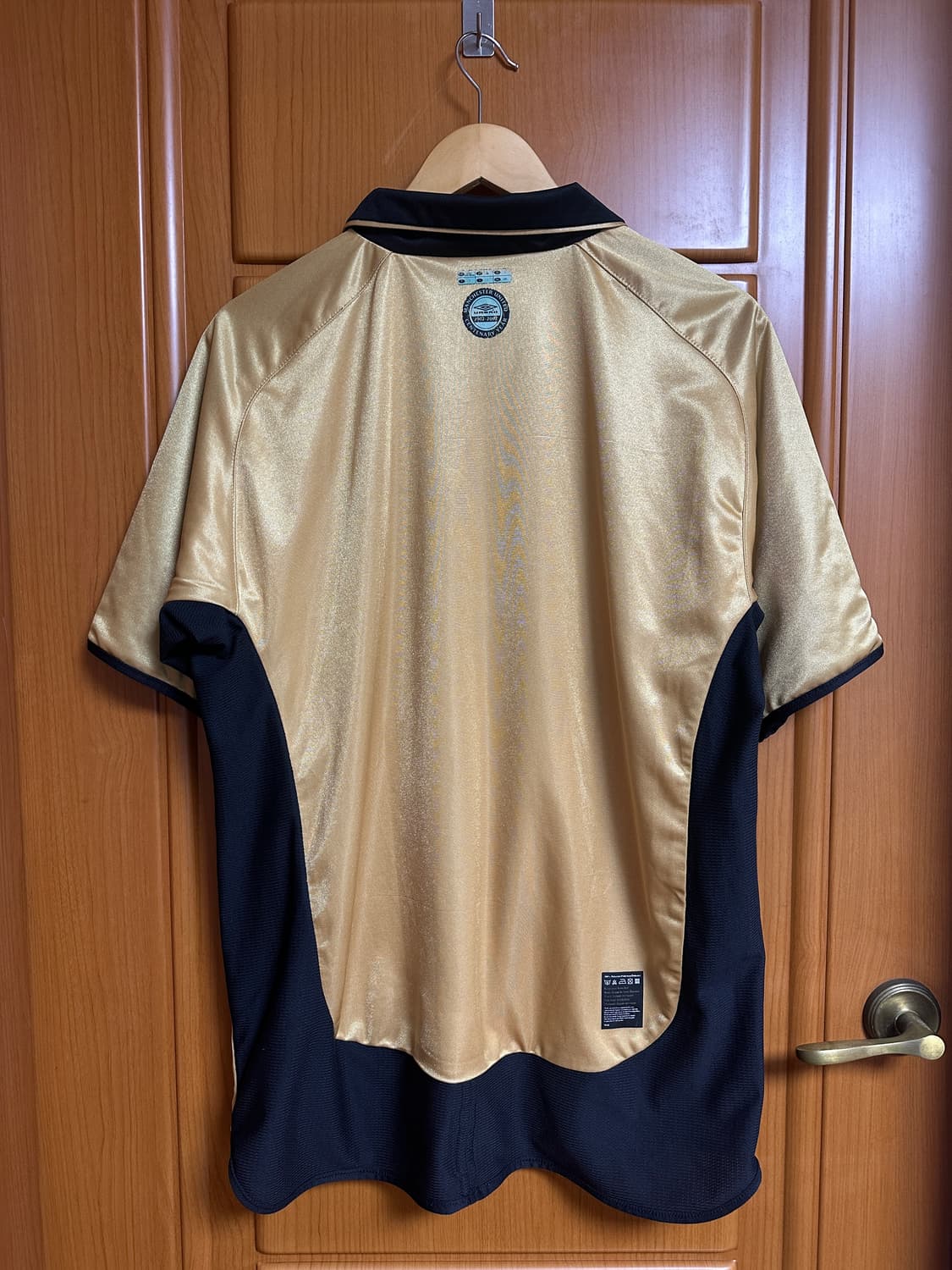Man Utd 2002 Centenary (100주년 기념) Jersey 상품이미지4