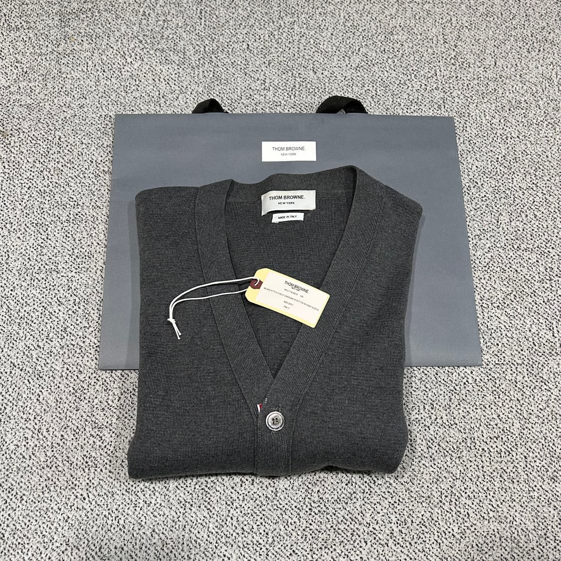 톰브라운 가디건 상품이미지8