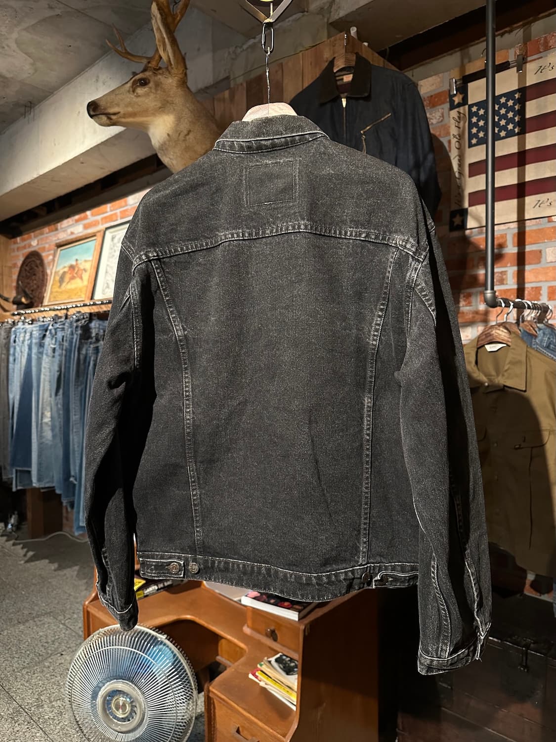 90s Vintage Levis 3rd Black Denim Jacket 상품이미지6