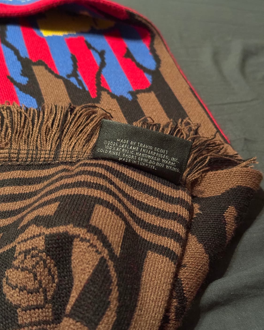 트래비스 스캇 X 바르셀로나 스카프 상품이미지2