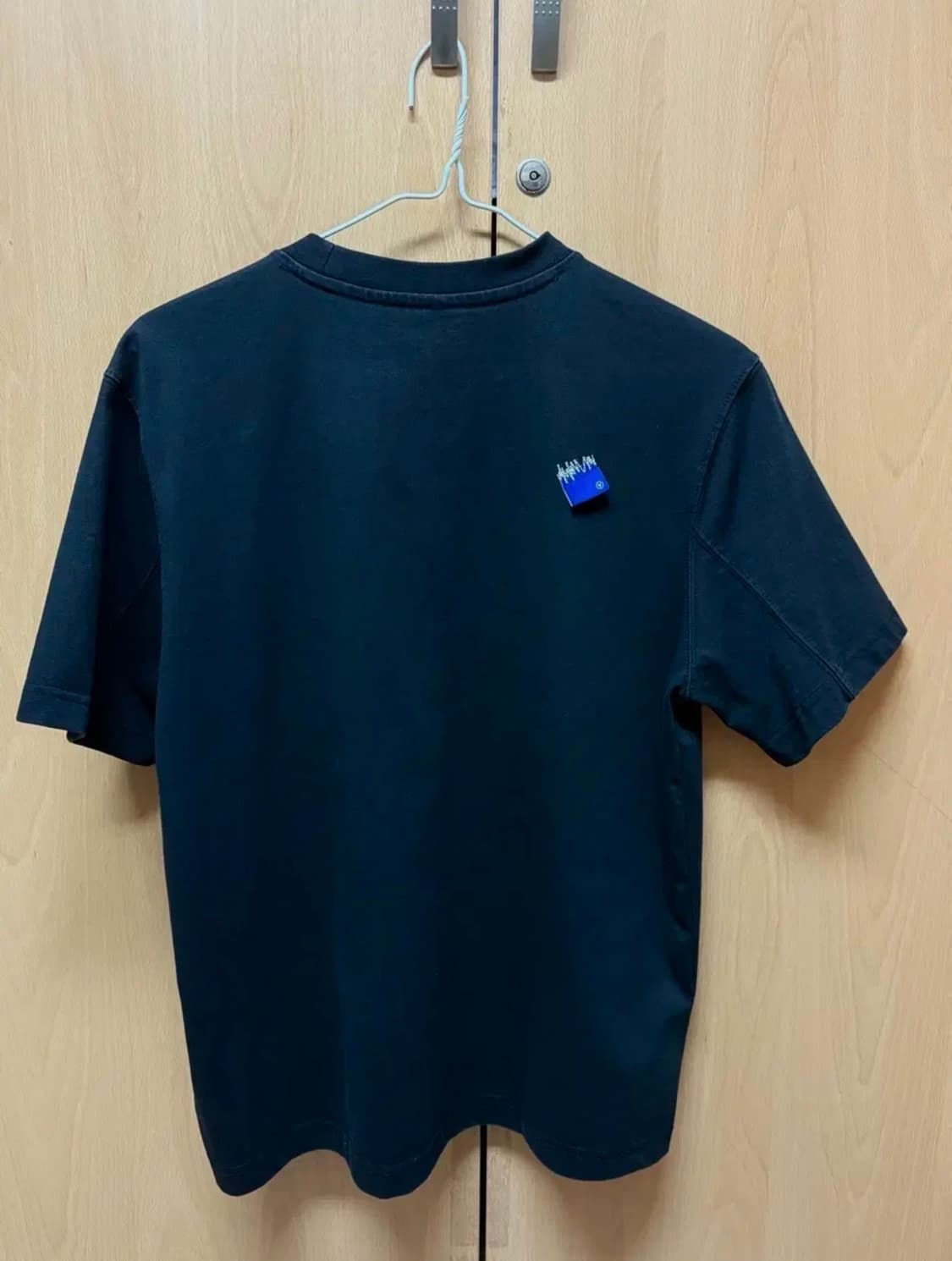 아더에러 시그니피컨트 TRS/BL 태그 티셔츠 04 블랙 (S) 상품이미지3