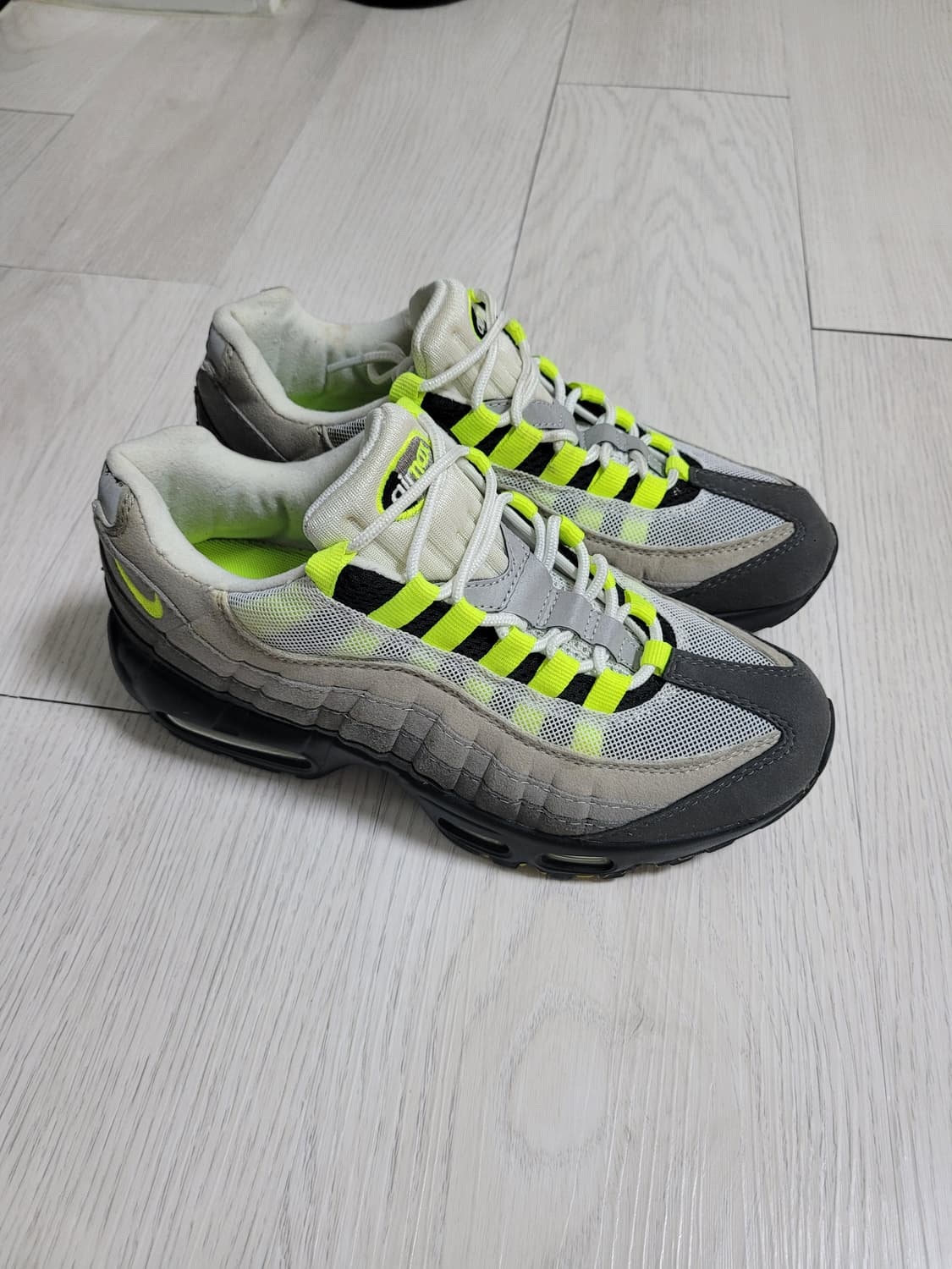 나이키 에어맥스95 OG 네온 255 상품이미지2