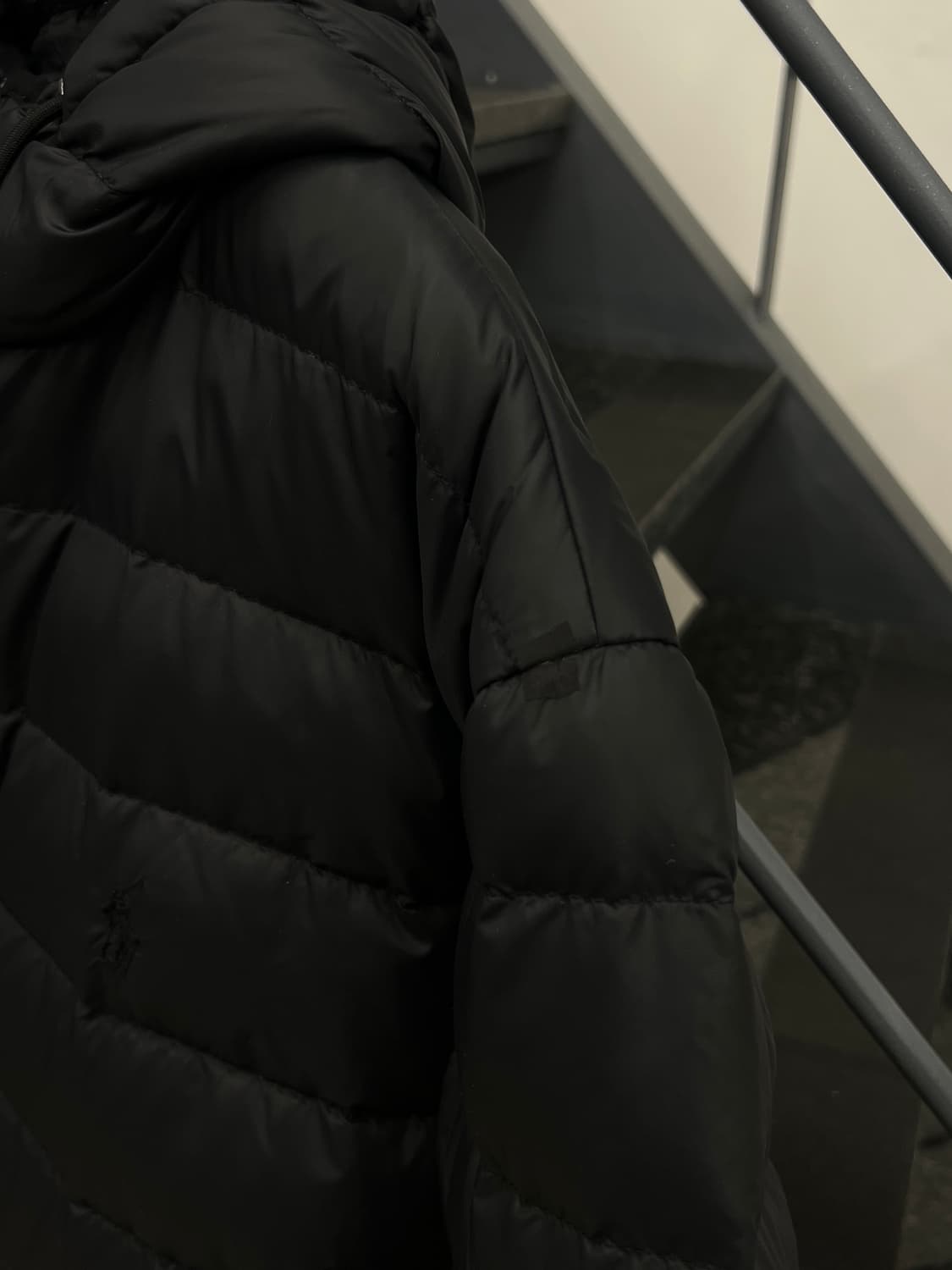 폴로랄프로렌 블랙 패커블 경량 패딩 상품이미지9