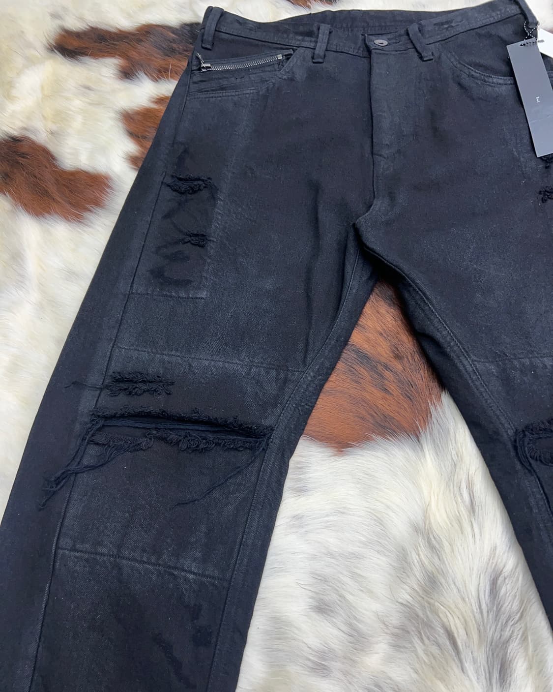 Julius 18FW 세미 커브드 디스트레스 진 상품이미지2