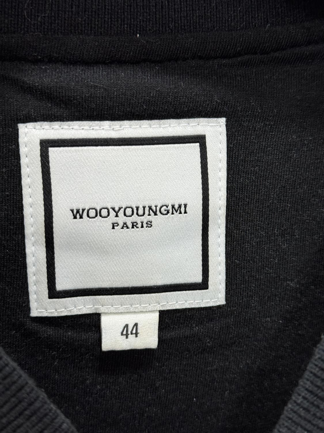 우영미 스퀘어 라벨 맨투맨 44사이즈 상품이미지3