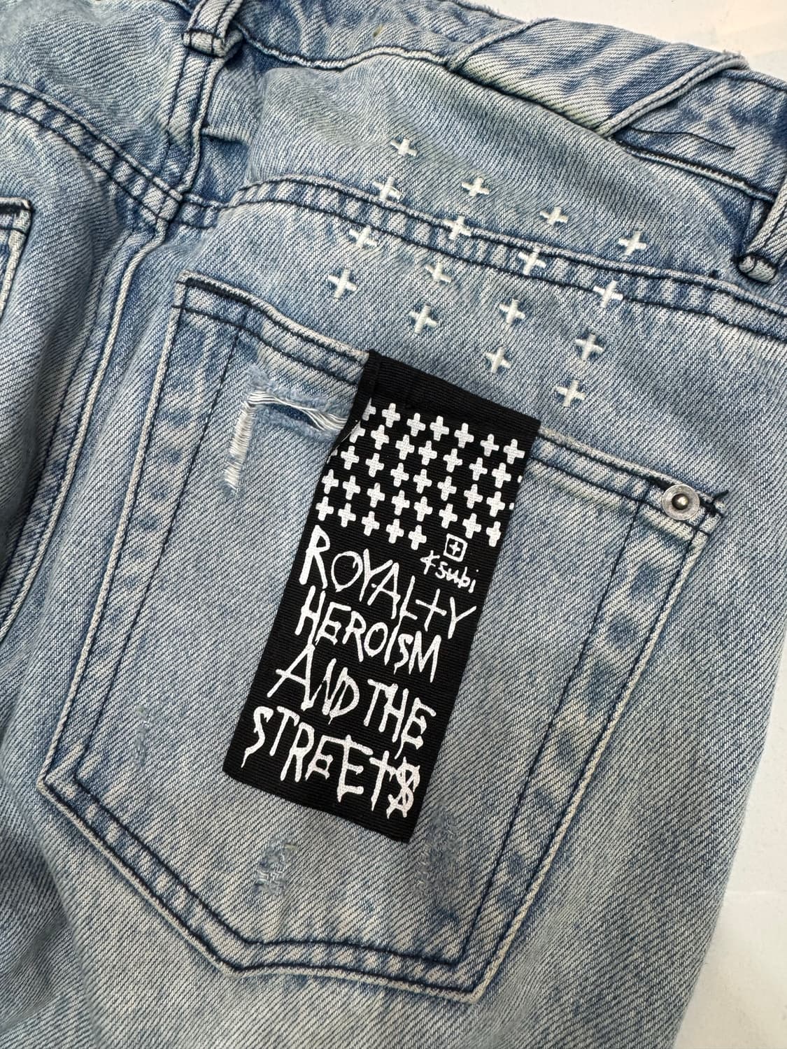 Ksubi 칫치 노웨어 어센틱 트래쉬드 진 상품이미지3