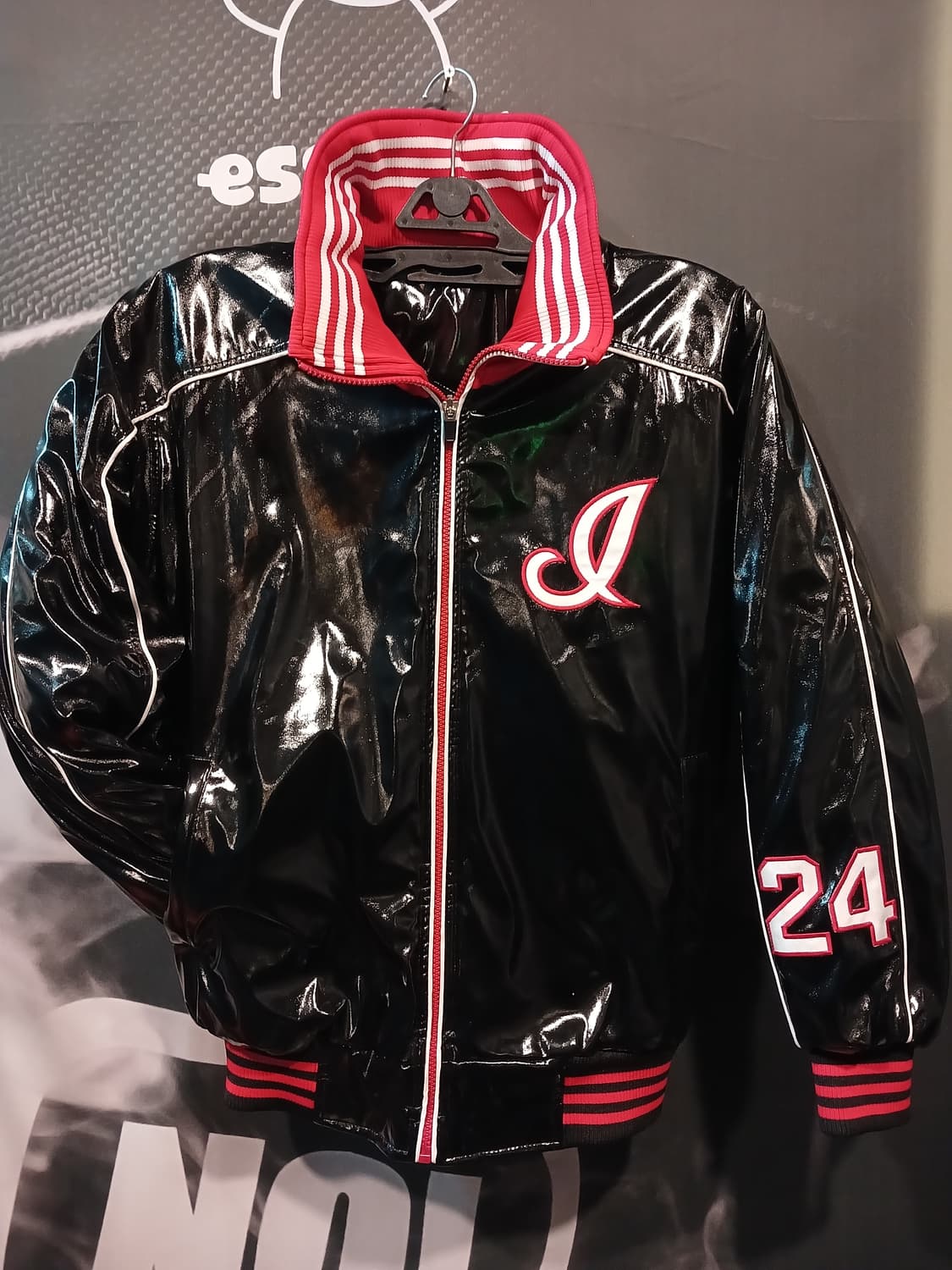 유광 점퍼 상품이미지1