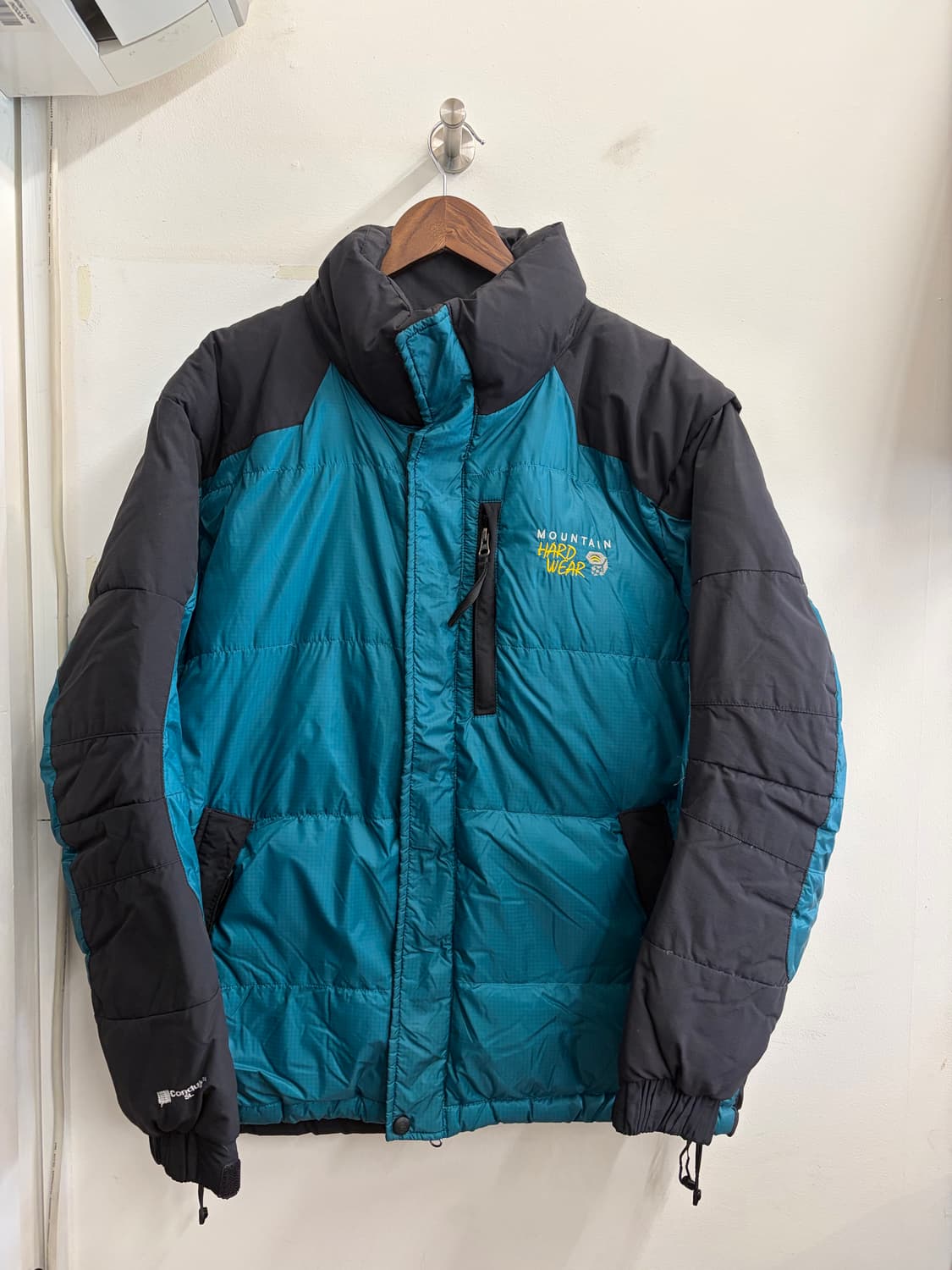 마운틴하드웨어 패딩  상품이미지1