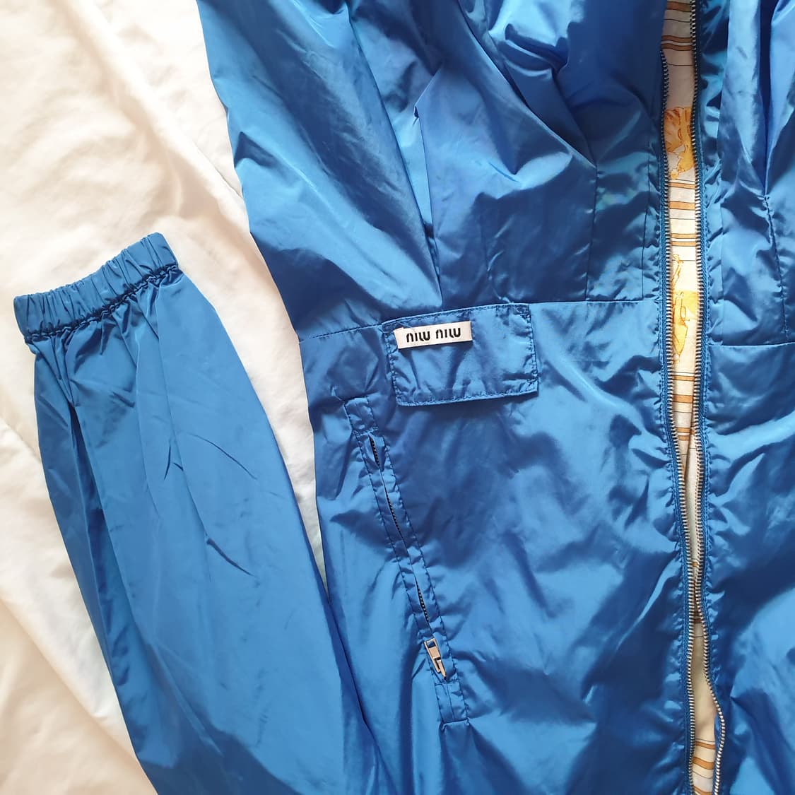 정품) miumiu 미우미우 바람막이 자켓 상품이미지2