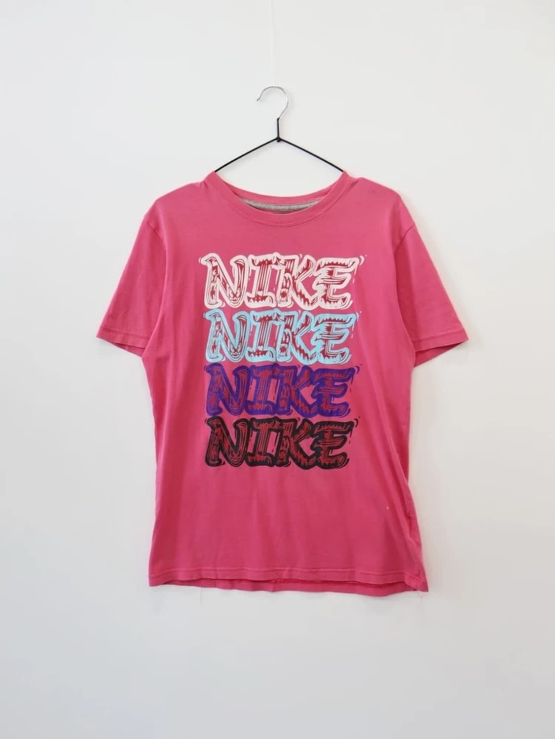 Nike Pink Logo Graphic Tee 상품이미지3