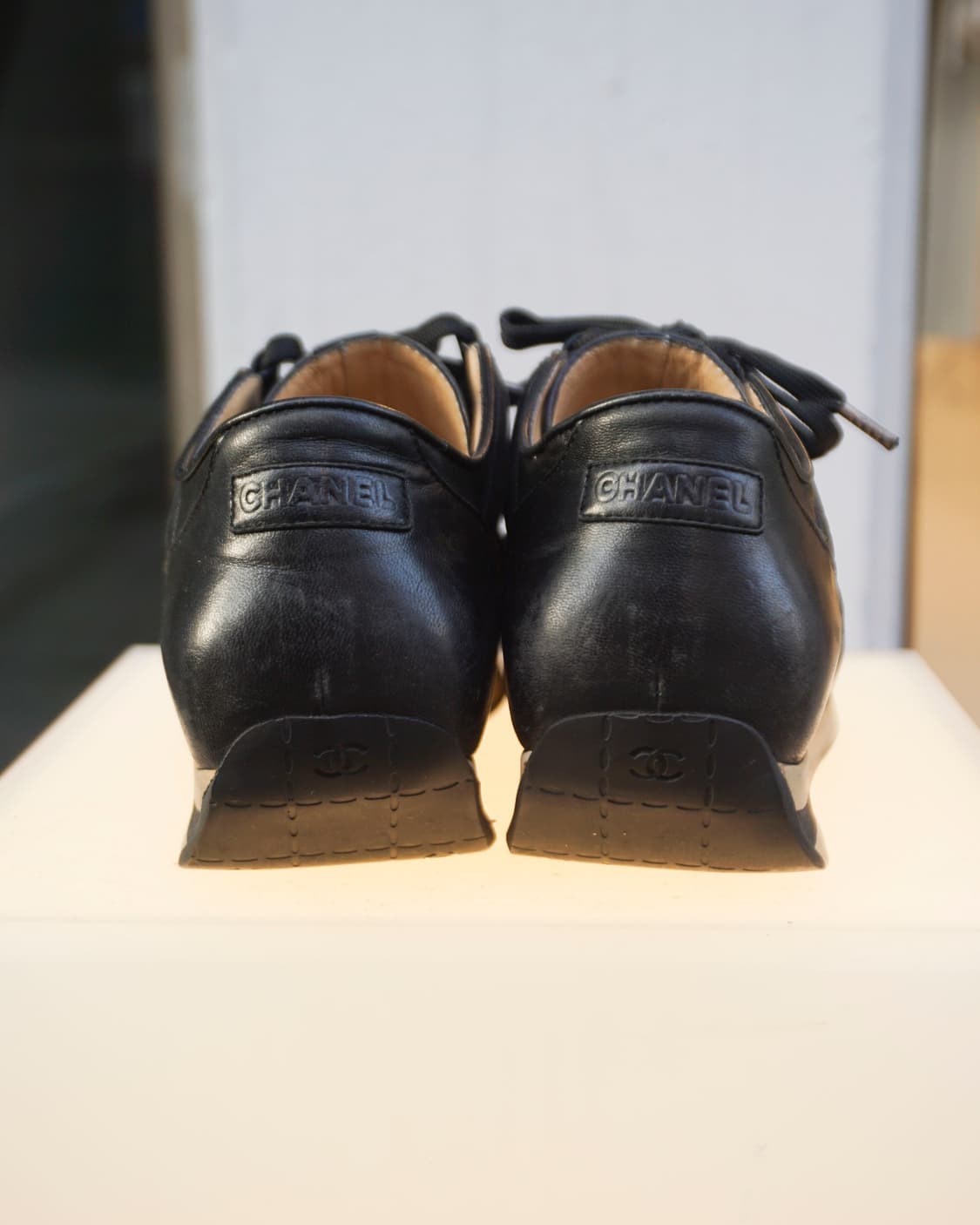 CHANEL leather lace-up sneakers 상품이미지7