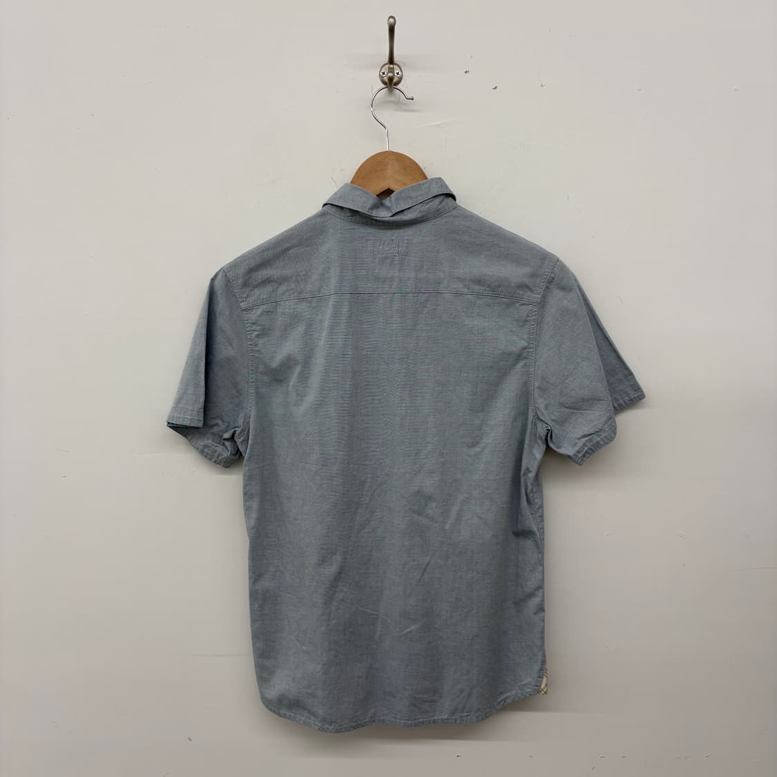 아디다스 반팔 셔츠 그레이 포인트 디테일 여성M 상품이미지5