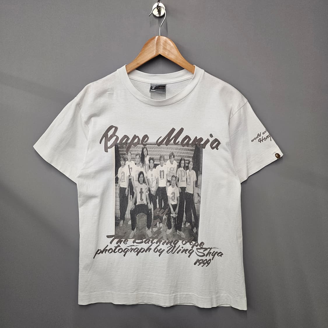 Bape 베이프 1999 홍콩 밀레니엄 오프닝 티 상품이미지1