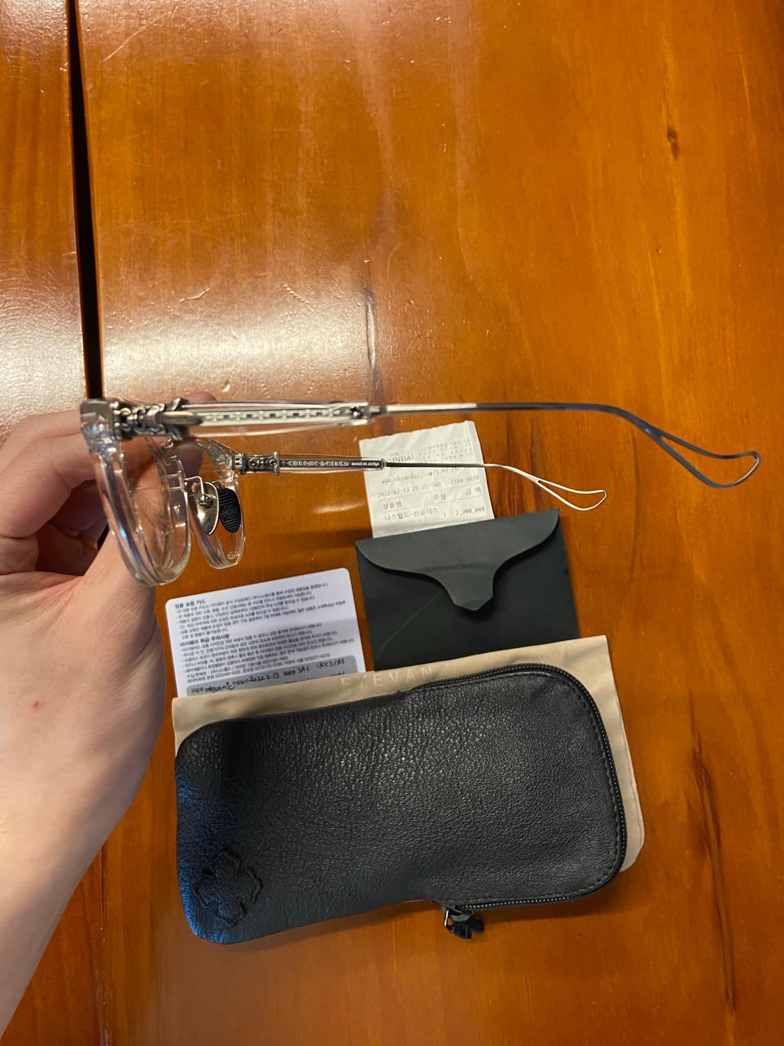 크롬하츠 SAC 클리어 안경 (풀구성 영수증 보유) 상품이미지2