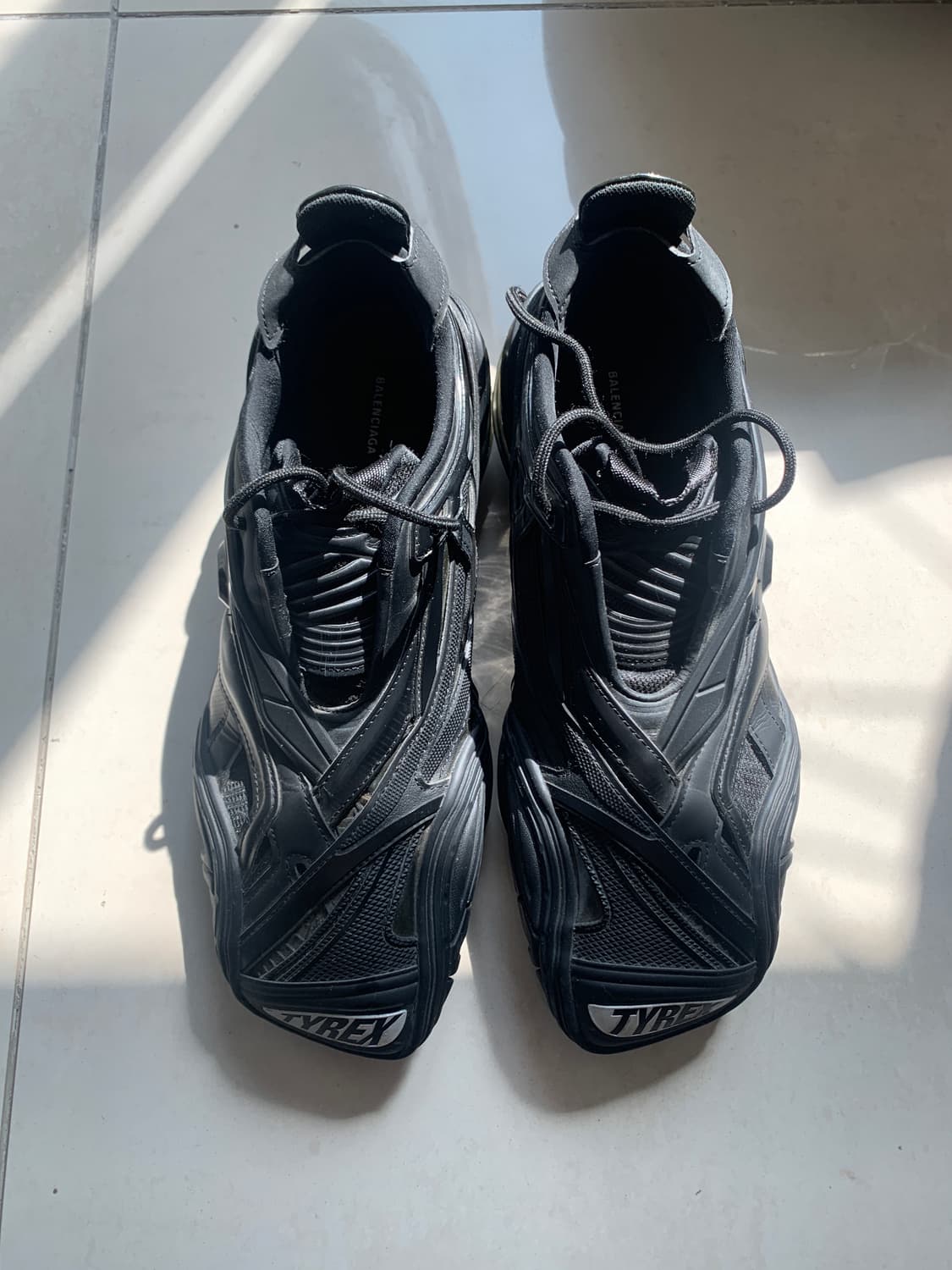 발렌시아가 타이렉스 43 풀박스 상품이미지2