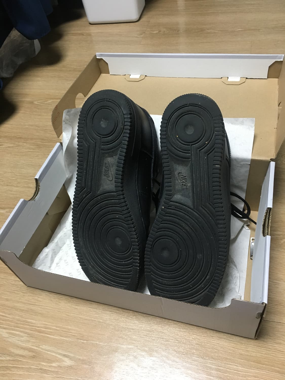 나이키 에어포스1 블랙 265 상품이미지5