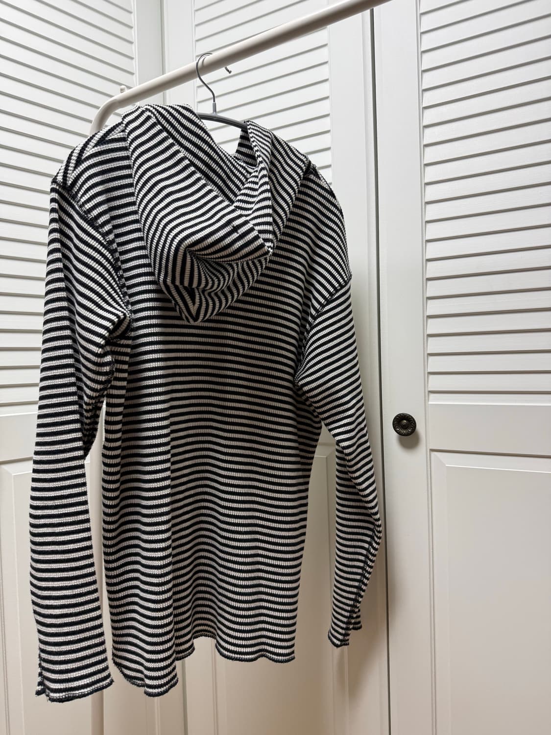 Robert P. Miller 스트라이프 후드 니트 상품이미지2