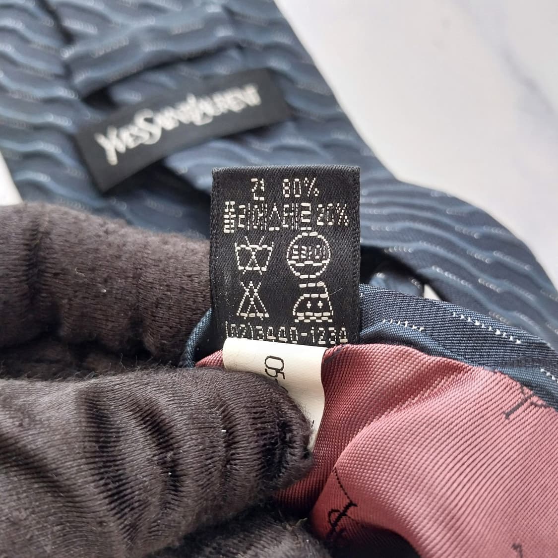 입생로랑 실크 네이비 웨이브 패턴 넥타이 9.3cm A등급 K2586 상품이미지8