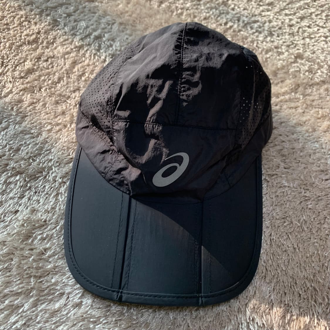 아식스 라이트웨이트캡 블랙 L/XL  상품이미지2