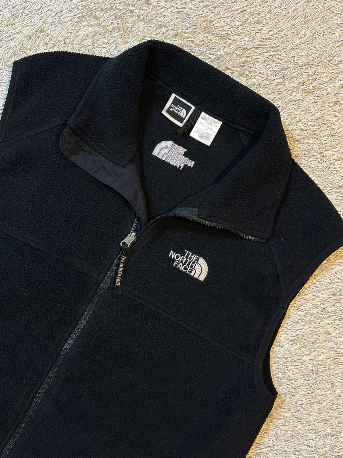 노스페이스 폴라텍 플리스 조끼 베스트 블랙 상품이미지2