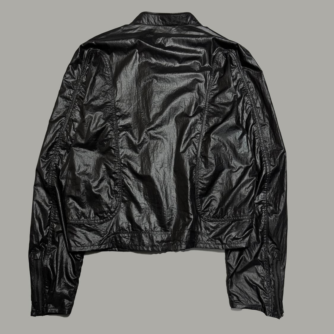 (A+)디젤(DIESEL) 24ss 블랙컬러 폴리에스터 패널 쇼트 자켓 상품이미지8