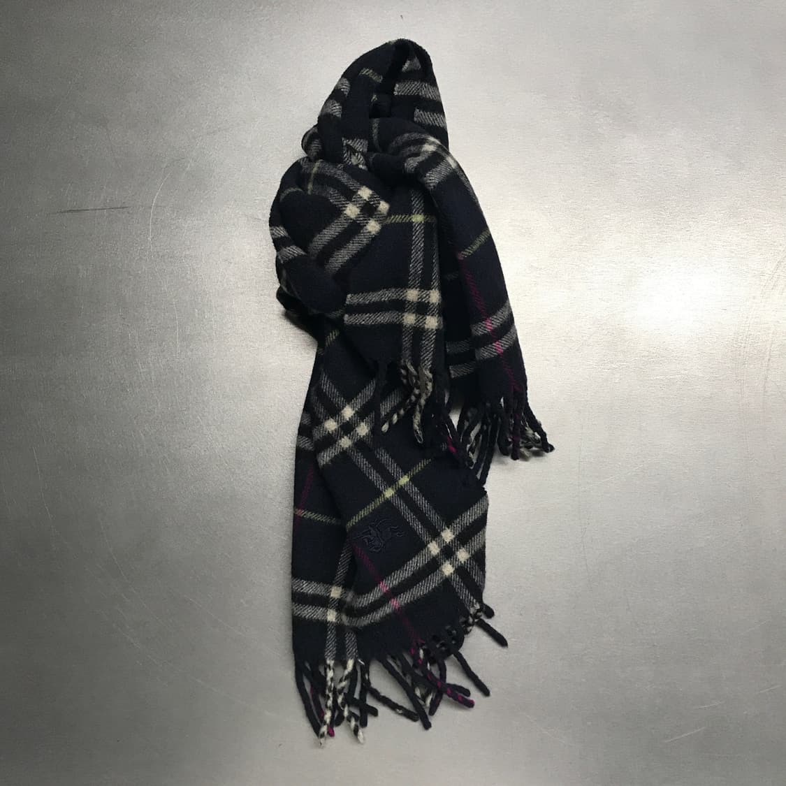 버버리 정품 램스울 머플러 네이비 상품이미지1