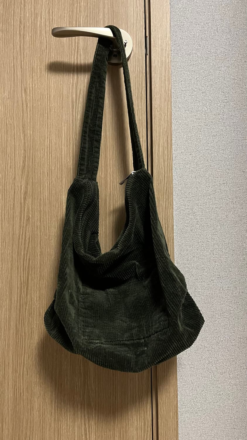 코듀로이 백 숄더백 카키/카멜 상품이미지2