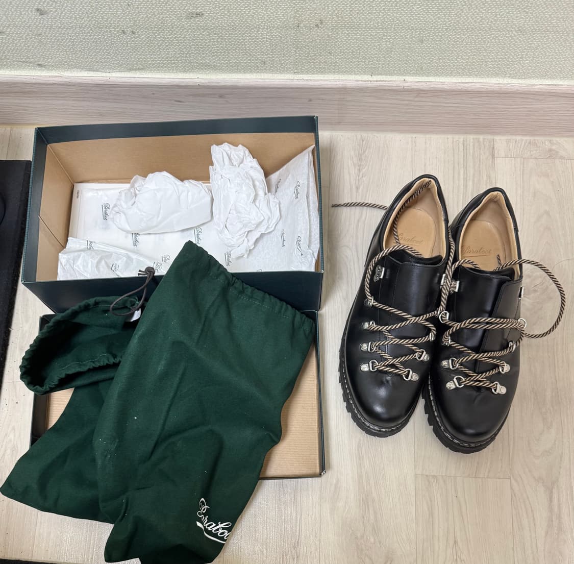 파라부트 클루사즈 블랙 280 상품이미지1