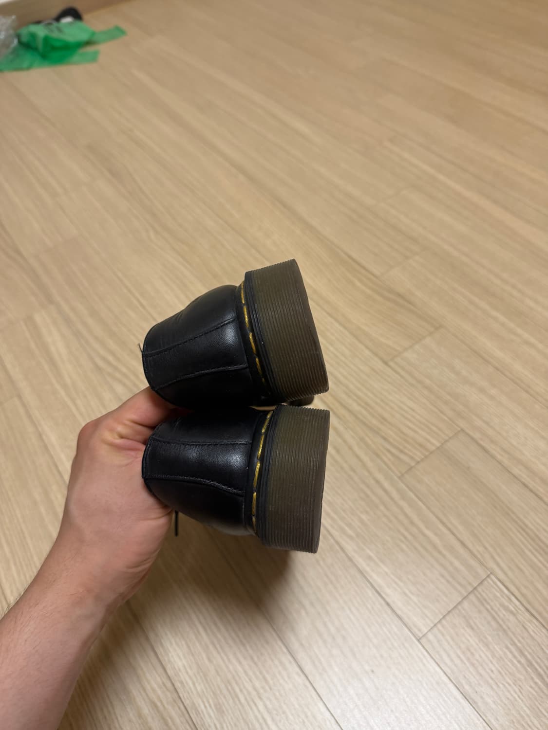 uk6,250) 109,000원 닥터마틴 1461 나파 3홀 블랙 더비 상품이미지5