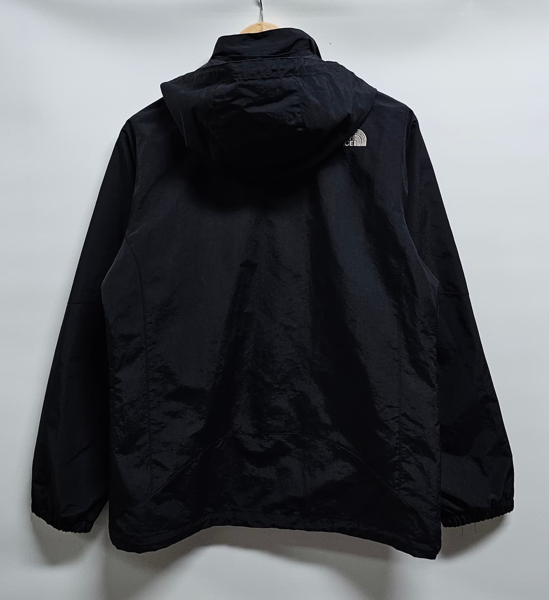 노스페이스 여성 바람막이 후드자켓 XL 상품이미지2