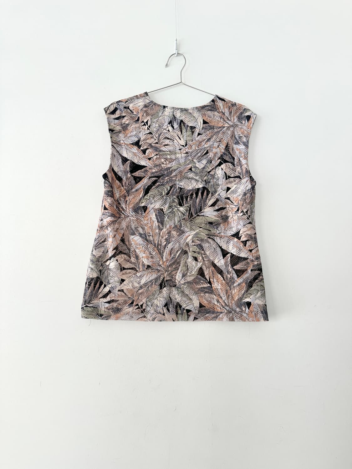 Leaf tide sleeveless 상품이미지1