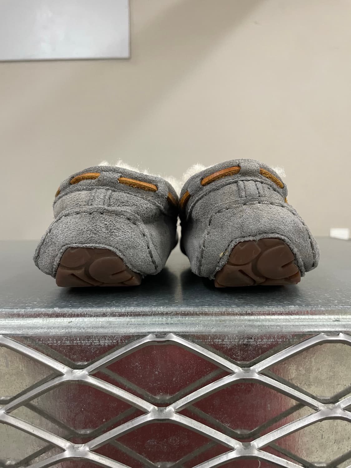 어그 다코타 모카신 퓨터 220 상품이미지3