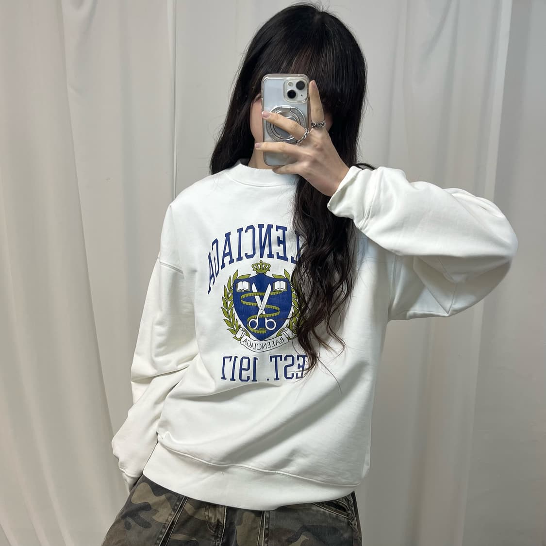 Balenciaga Sweatshirt 상품이미지2
