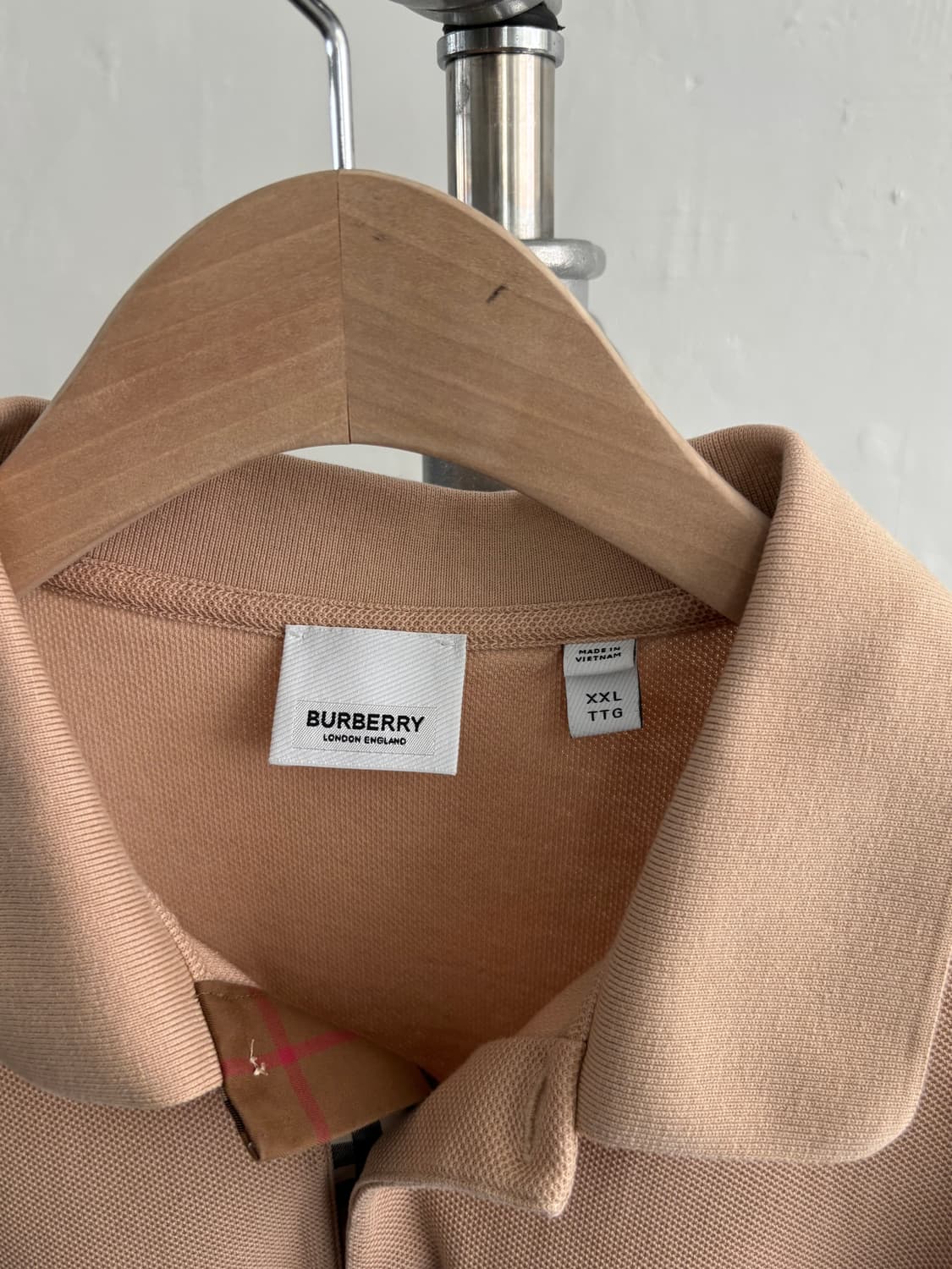 Burberry 버버리 신형 베이지컬러 PK 카라티셔츠 상품이미지3