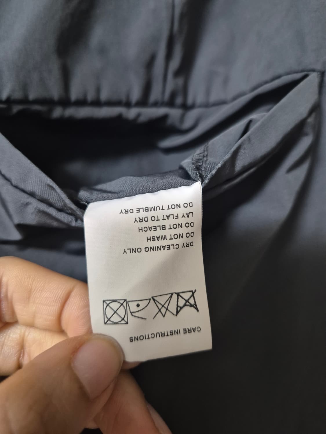 (22년) 아모멘토 투턱 와이드 드로우 스트링 팬츠 상품이미지4