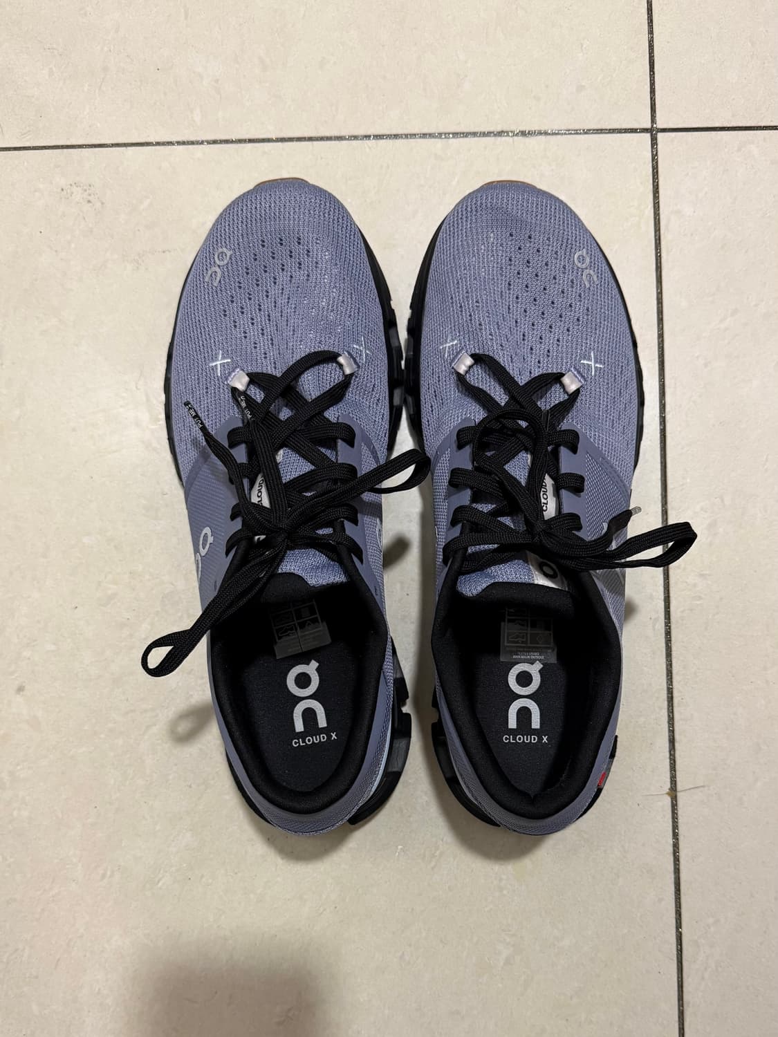 온 러닝 클라우드 X 4 페더 블랙 상품이미지3