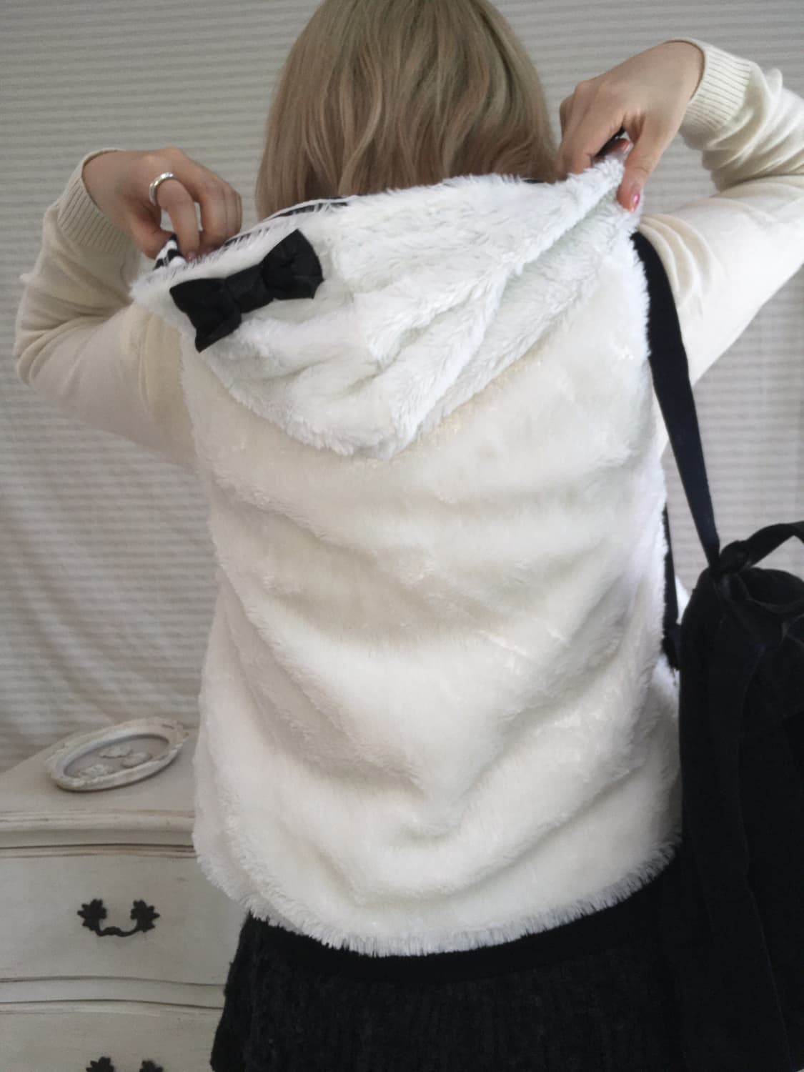 jpn vintage ivory fur stripe ribbon vest 상품이미지4