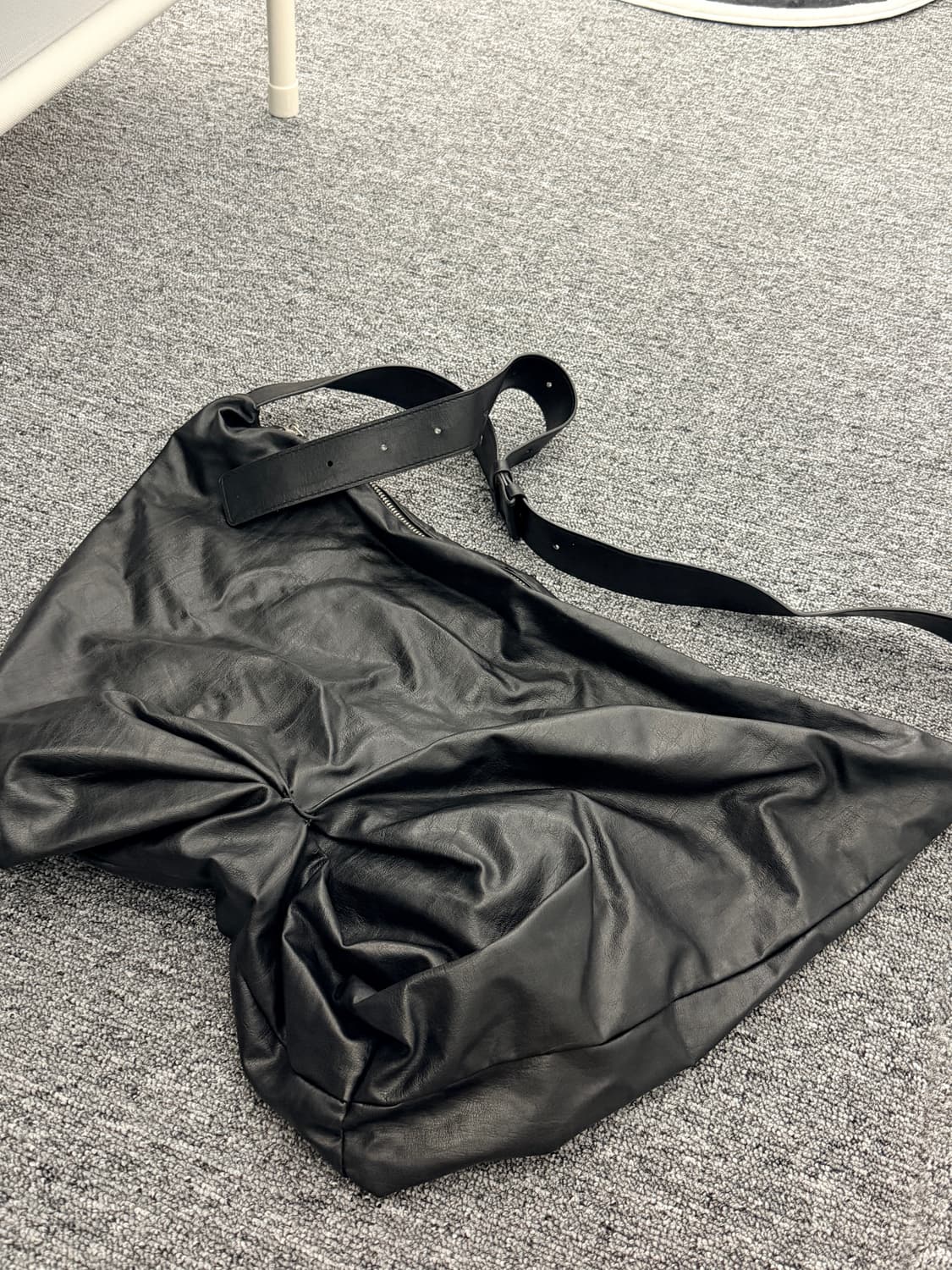 라퍼지 스토어 / 버핑레더 플리츠 숄더백 상품이미지4