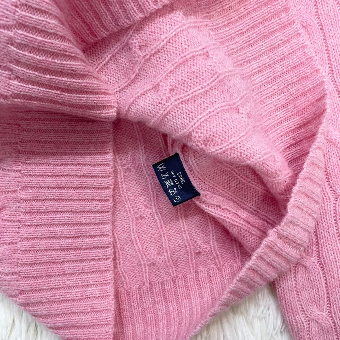 폴로 랄프로렌 포니 로고 램스울 케이블 브이넥 니트 핑크 상품이미지5