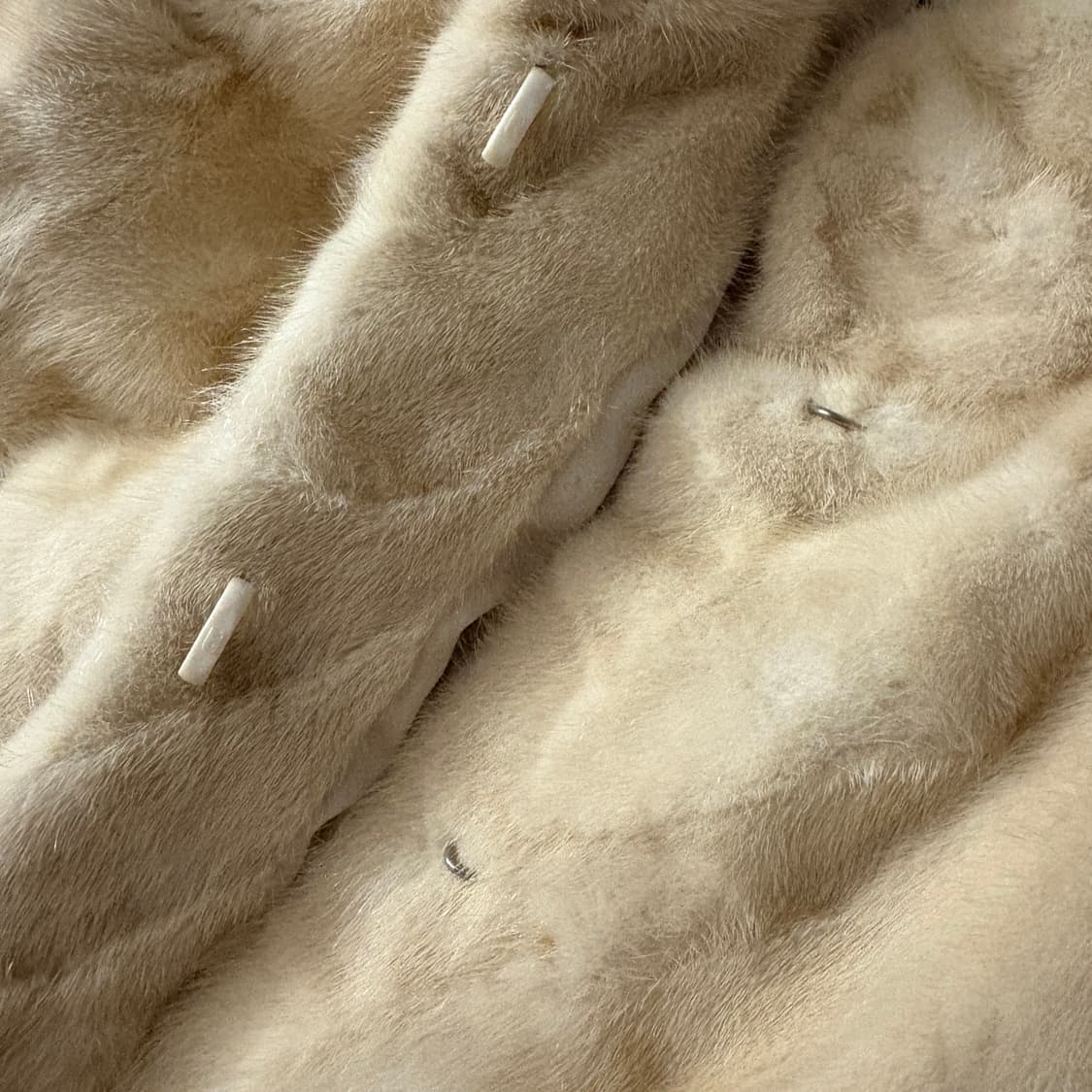 레노마 베이지 아이보리 밍크 퍼 숏 크롭 자켓 재킷 상품이미지6