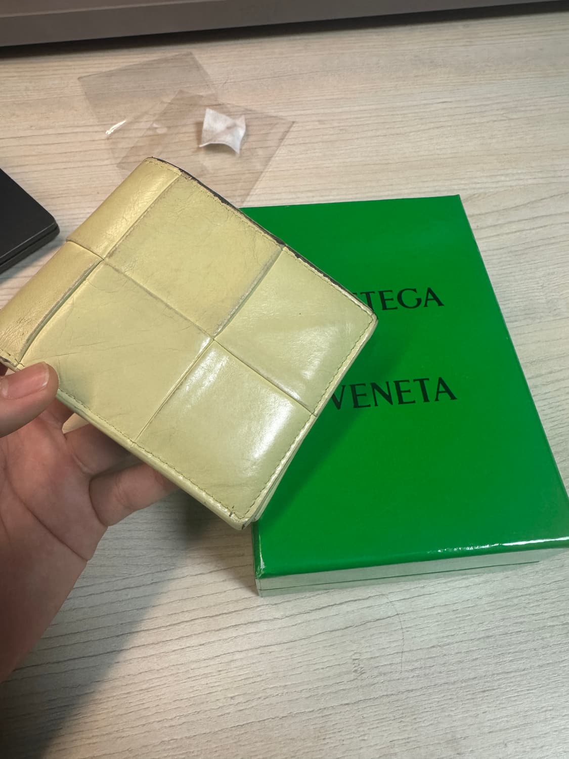 보테가 베네타 반지갑 상품이미지1