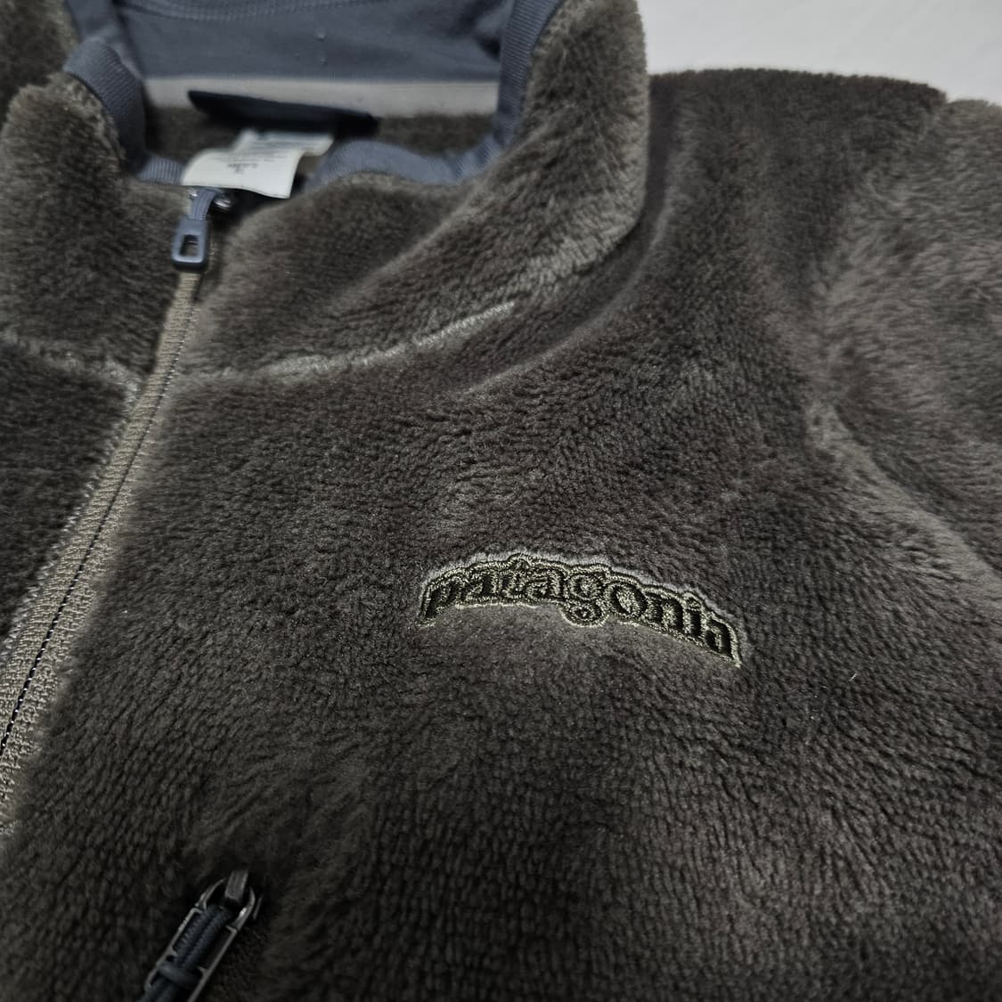 [XL] 파타고니아 R4 다크브라운 상품이미지3