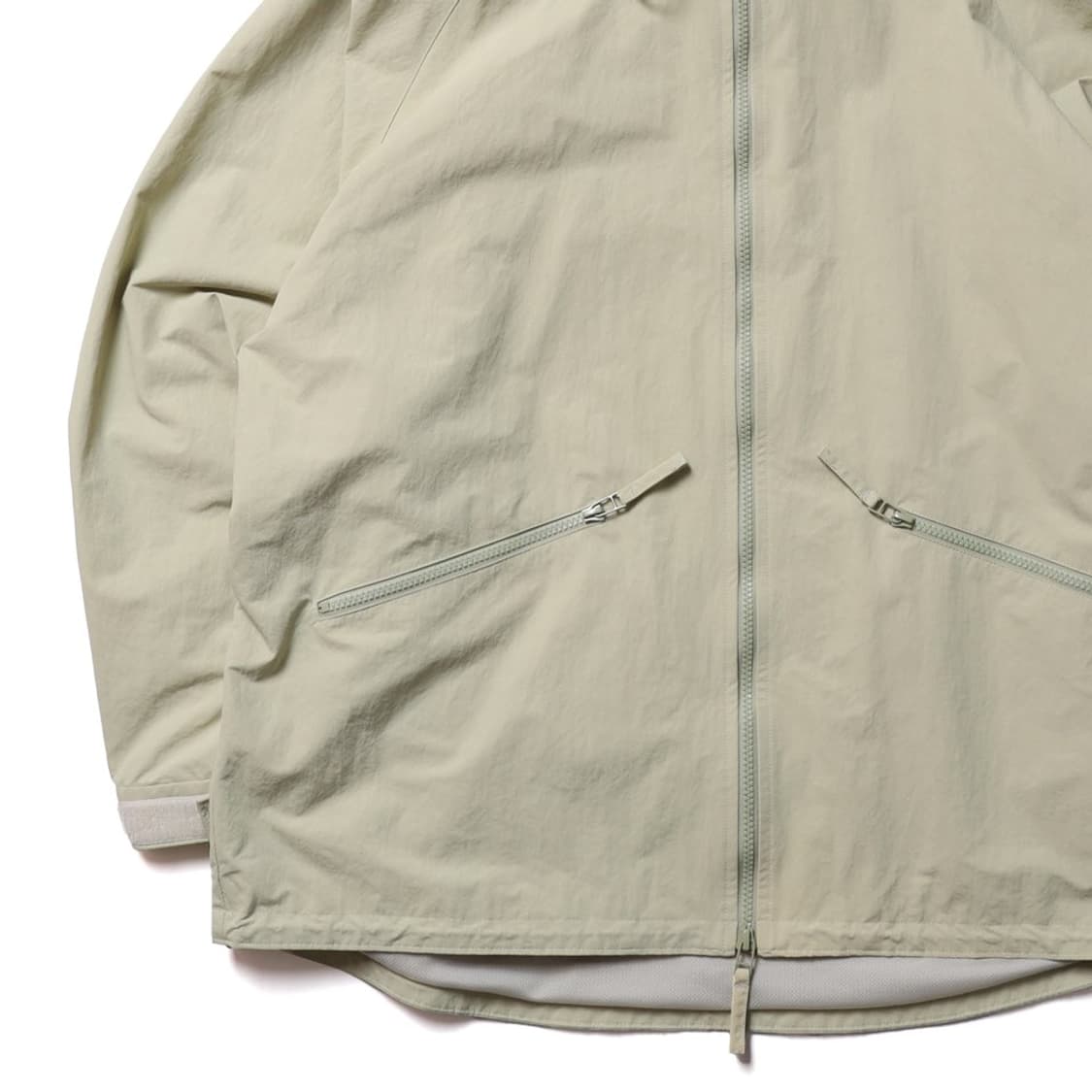 요크 Yoke Nylon Hood Zip Up Jacket 

 상품이미지3